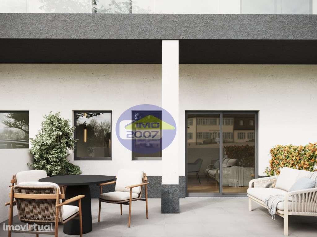 Moradia para conversão em 3 Apartamentos T1 - Aveiro - Grande imagem: 3/11