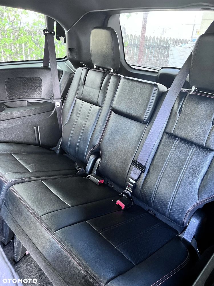Dodge Grand Caravan - 18
