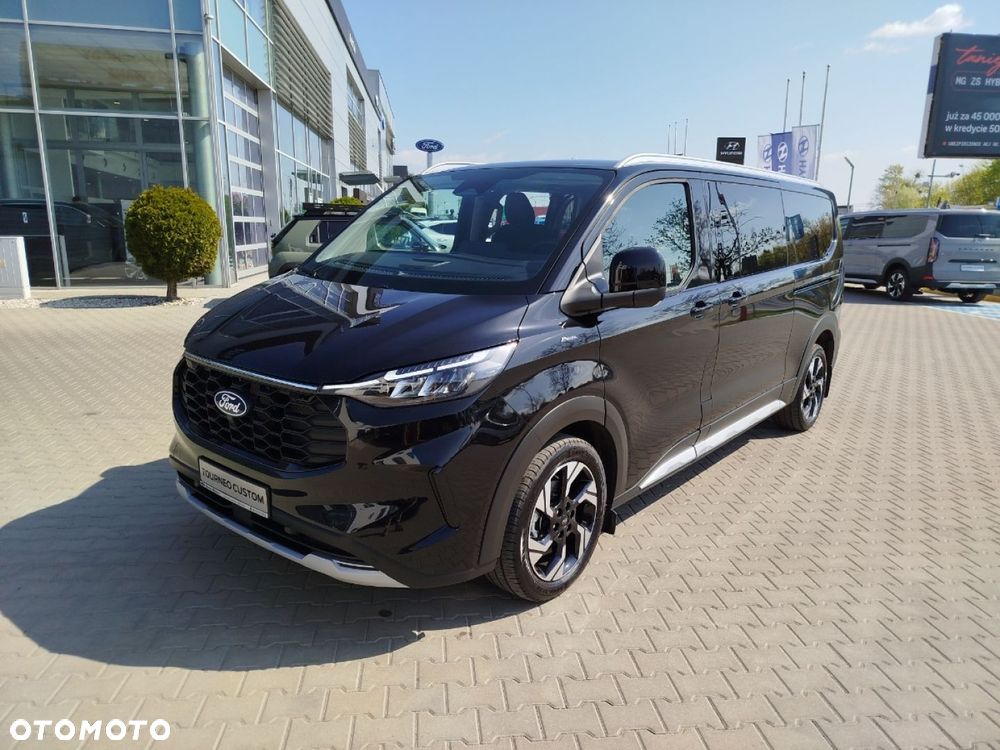 Ford Tourneo Custom - 2