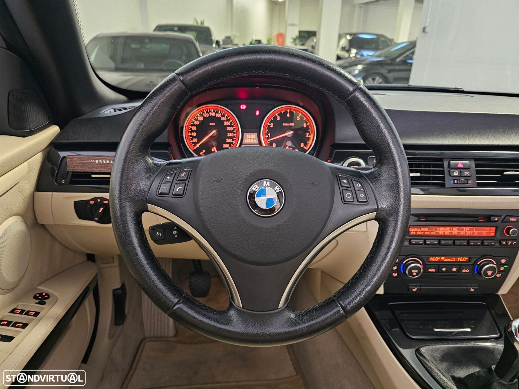 BMW 325 i - 18