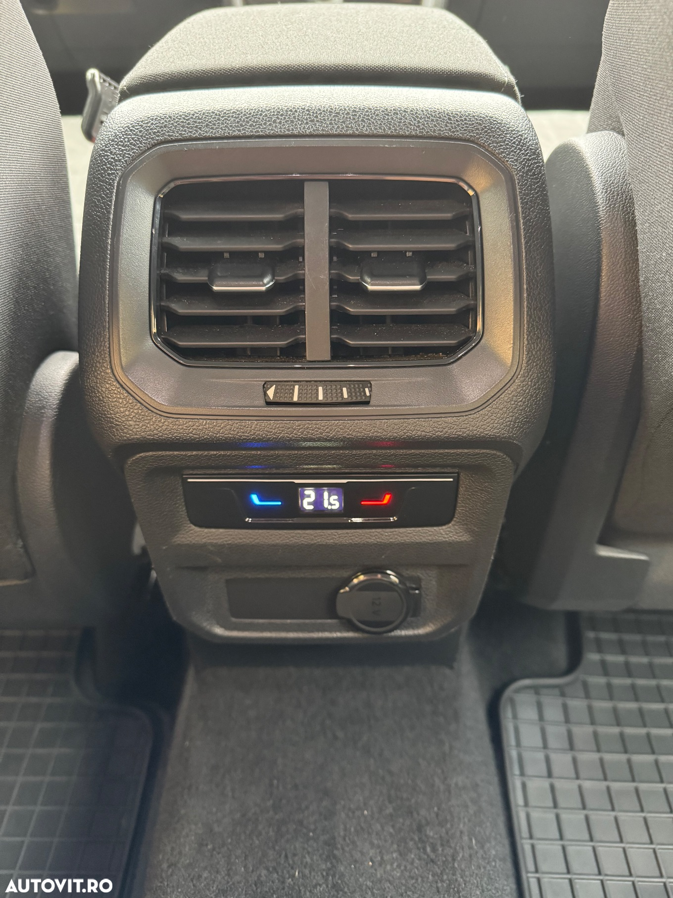 Volkswagen Tiguan 2.0 TDI DSG Life - 5