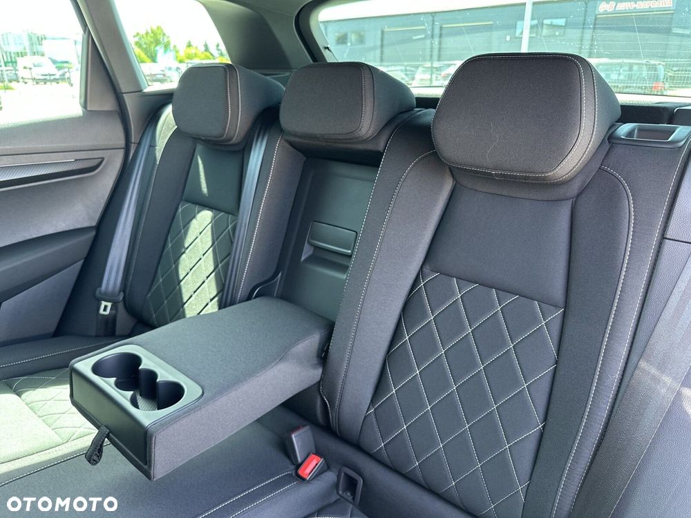 Skoda Karoq 1.5 TSI ACT Sportline DSG - 24
