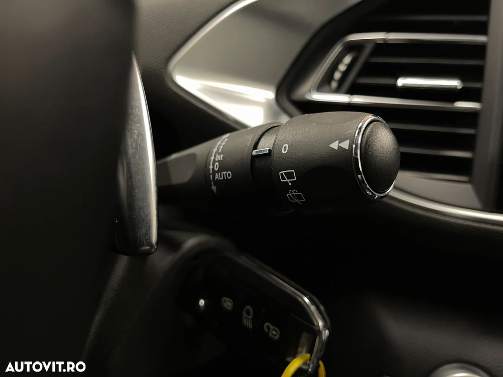 Peugeot 308 PureTech 130 GPF EAT8 Stop & Start Allure - 27