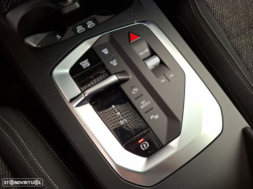 BMW 216 Pack Desportivo M — fotografia 16