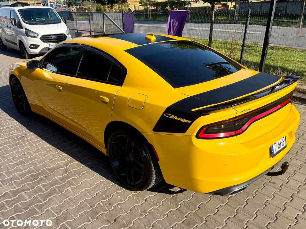 Dodge Charger - 3