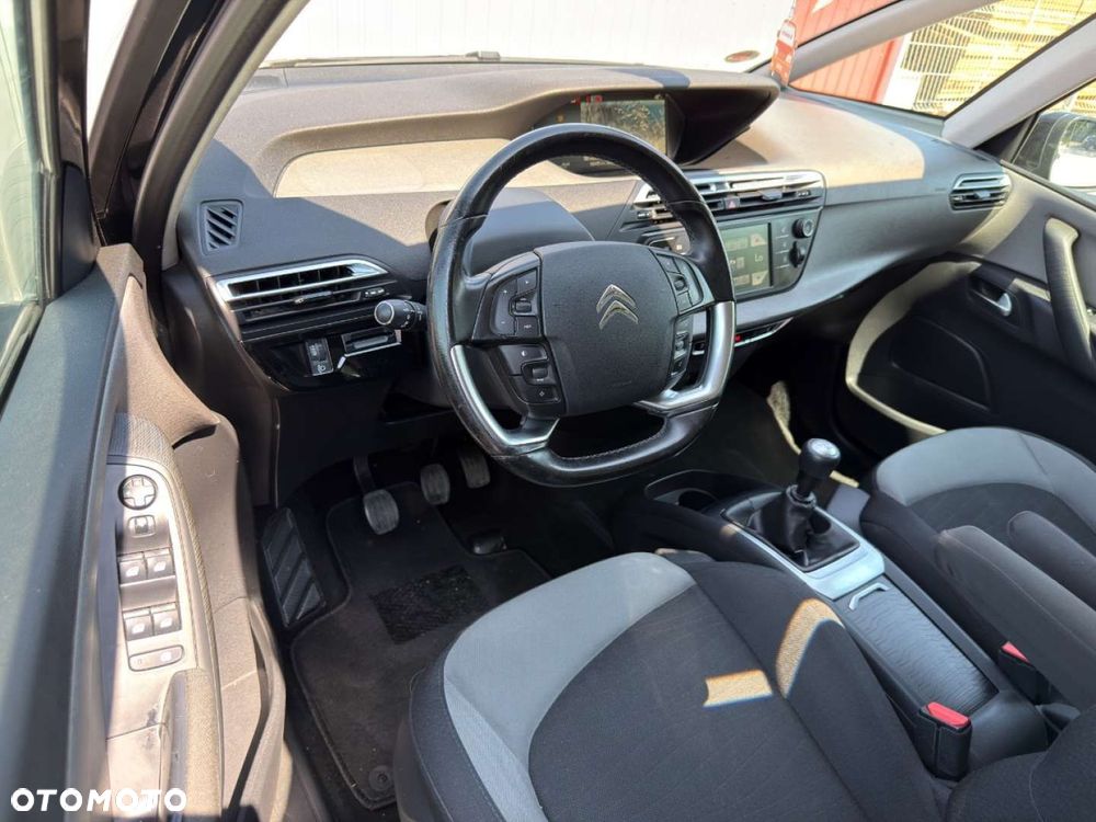Citroën C4 Picasso - 10