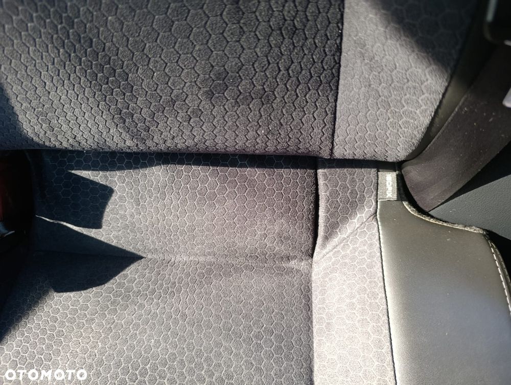 Nissan Qashqai - 21