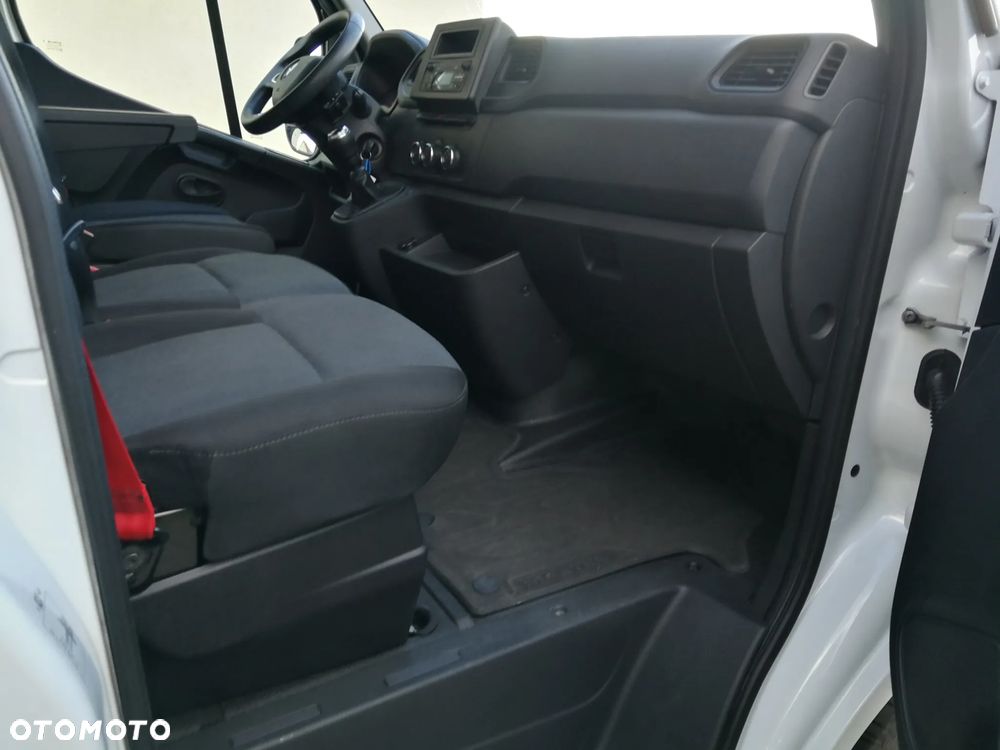 Renault Master - 13