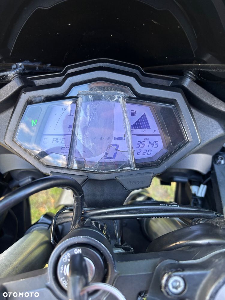 Yamaha YZF - 7