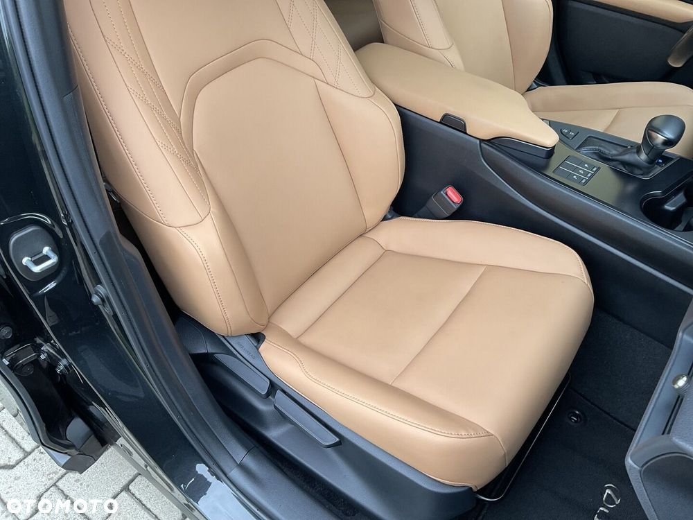 Lexus UX 200 GPF F Sport Design 2WD - 12