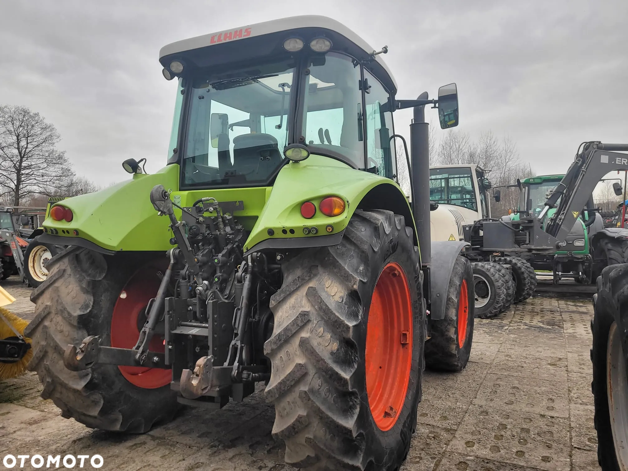 Claas Arion 520 - 6