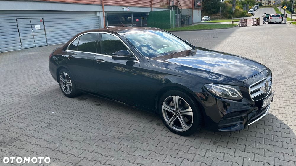 Mercedes-Benz Klasa E 300 9G-TRONIC AMG Line - 3
