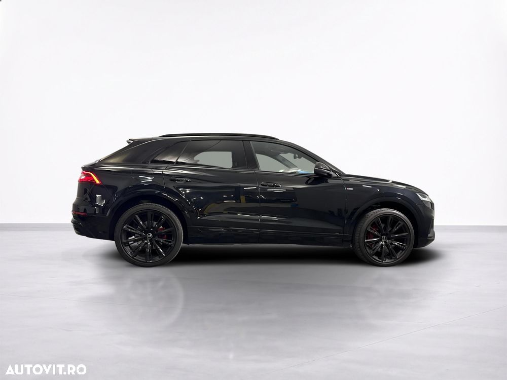 Audi Q8 - 7