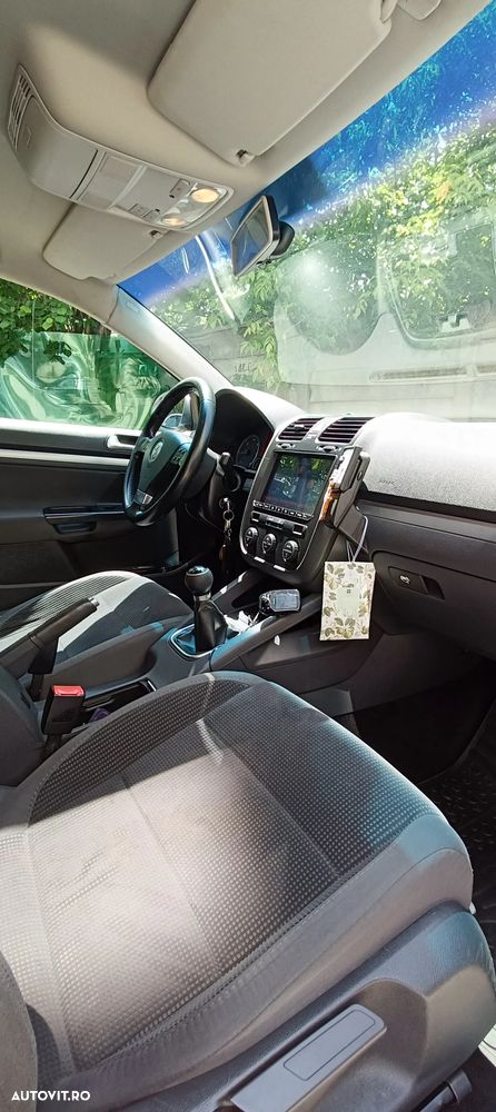 Volkswagen Golf 2.0 TDI Comfortline DPF - 7