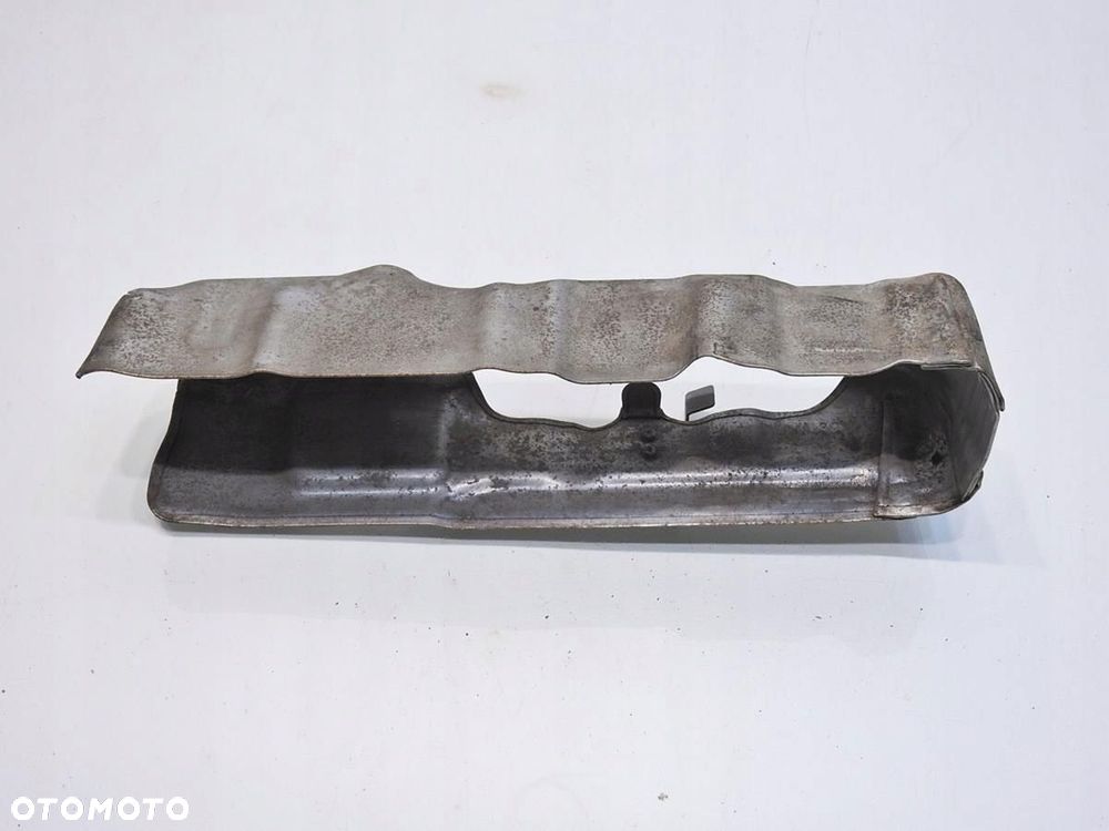 OSŁONA TERMICZNA KOLEKTORA CITROEN C5 III 2.2 HDI - 5