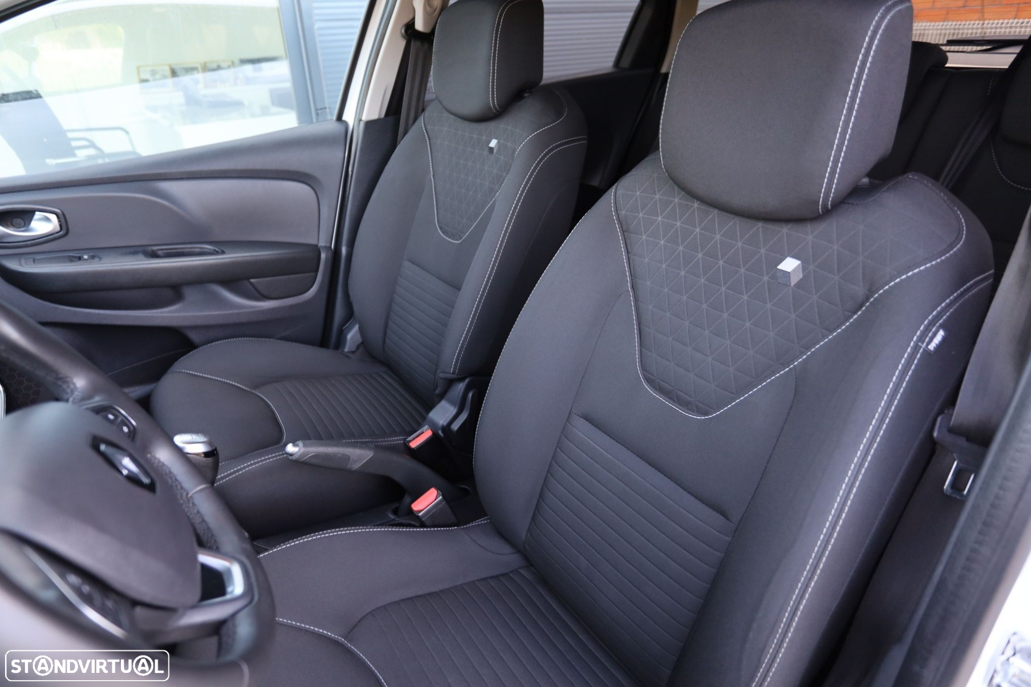 Renault Clio Sport Tourer 1.5 dCi Limited EDition - 8