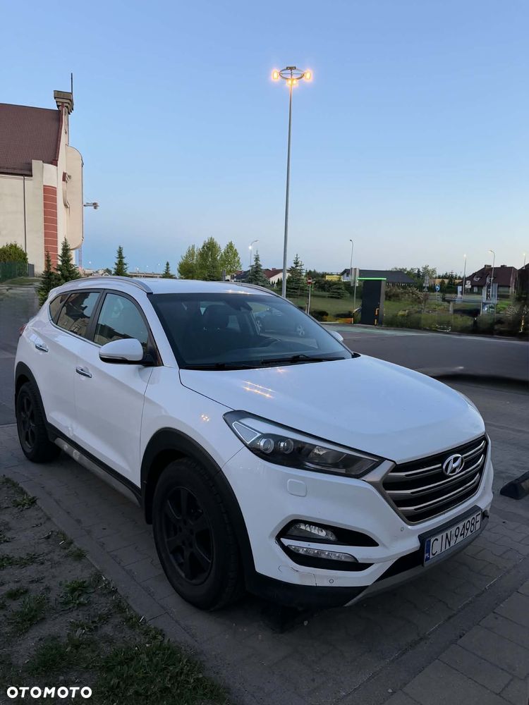 Hyundai Tucson - 1