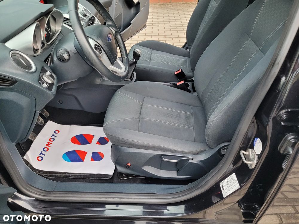Ford Fiesta 1.25 Titanium EU5 - 14