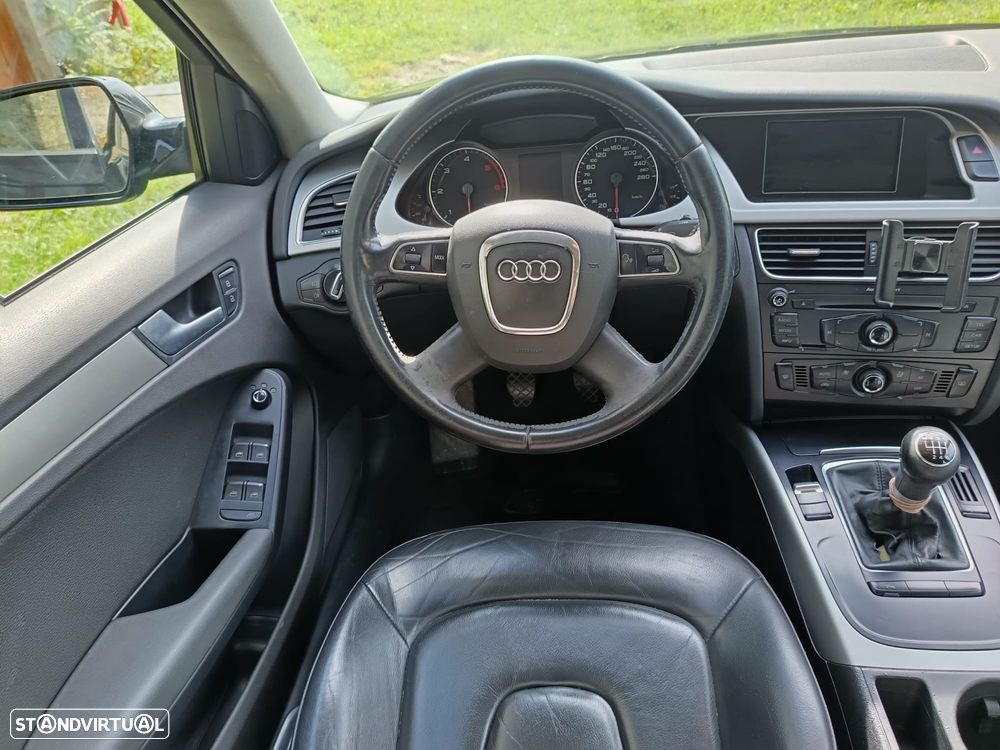 Audi A4 Avant 2.0 TDi - 12