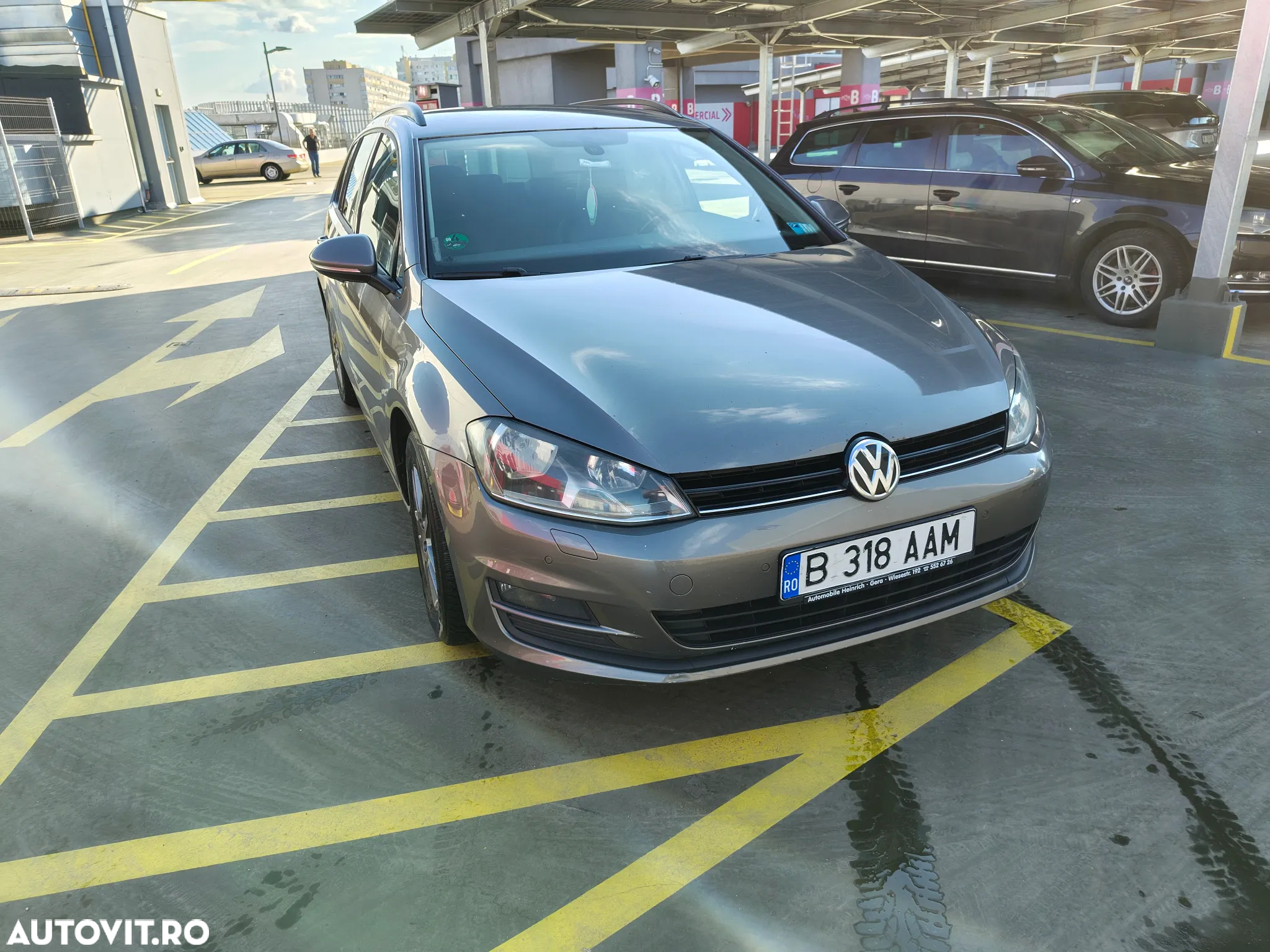 Volkswagen Golf 2.0 TDI (BlueMotion Technology) Highline - 3