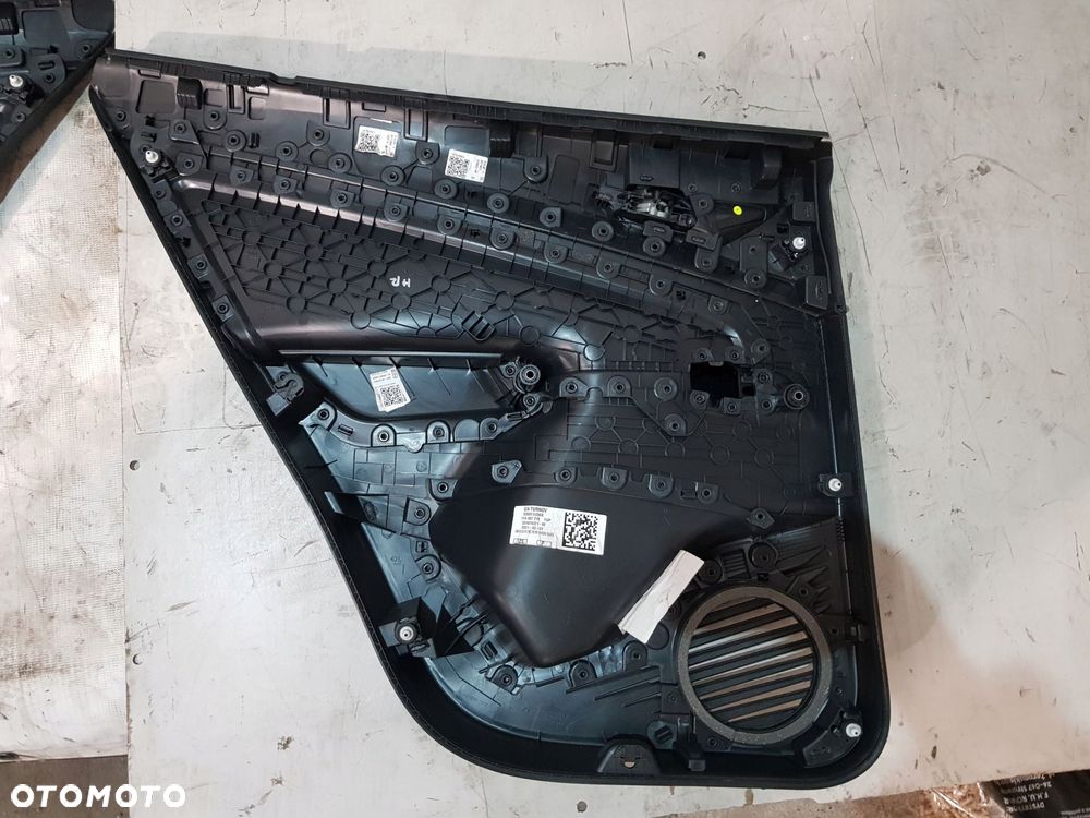 boczki tapicerka drzwi komplet vw id 4 skóra eur 21r - 11