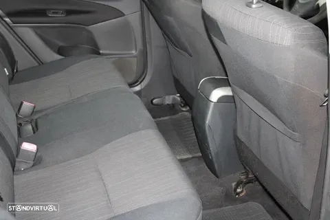 Toyota Auris 1.4 D-4D AC - 17