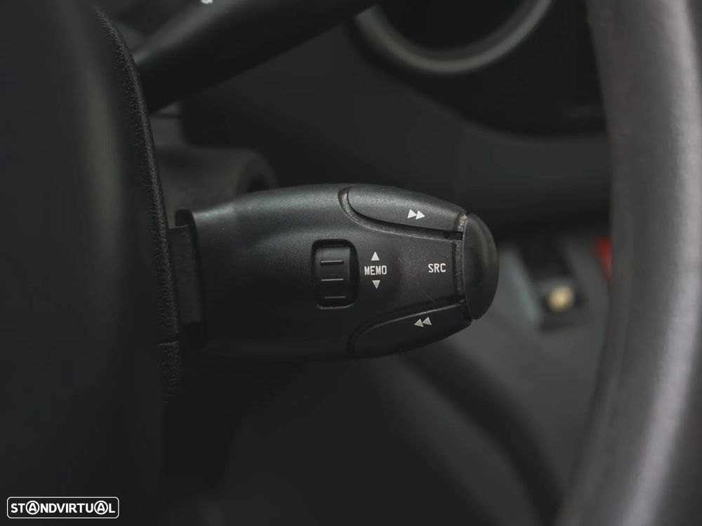 Peugeot PARTNER VAN/MPV 1.6 BLUEHDI 100 - 17