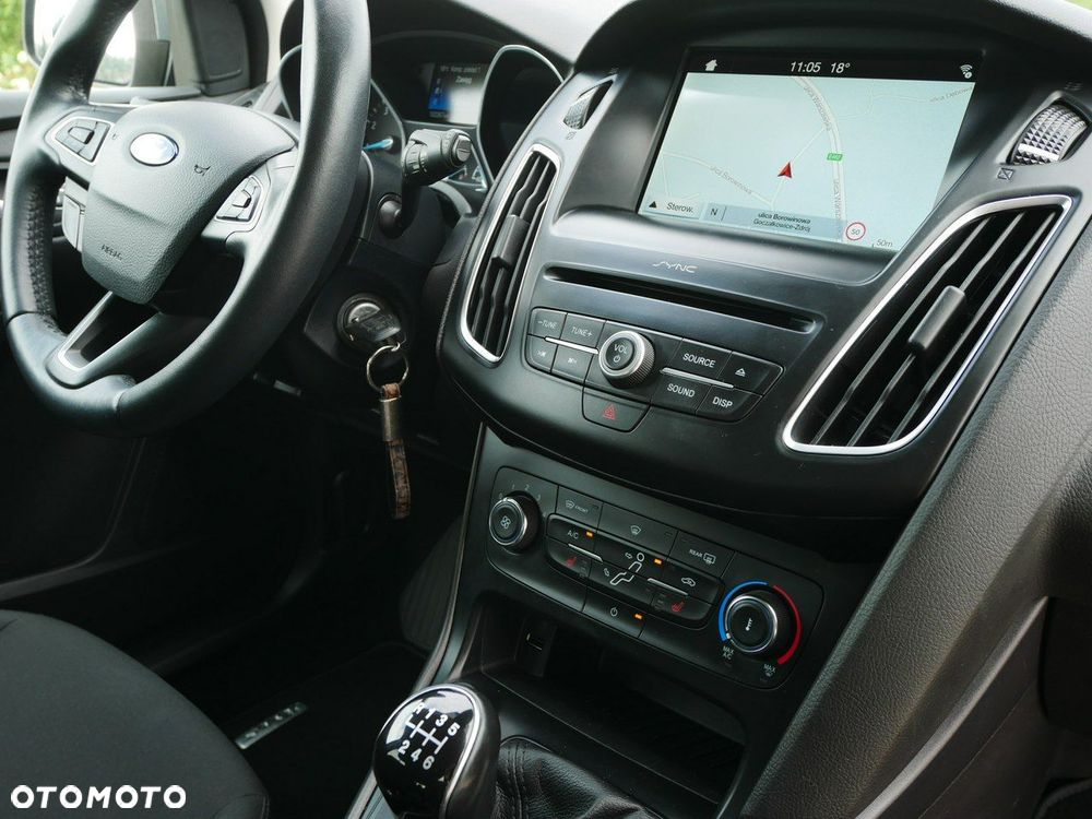 Ford Focus Turnier 1.0 EcoBoost Start-Stopp-System ACTIVE DESIGN - 29
