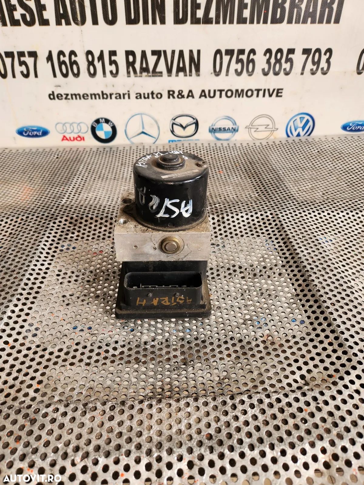 Modul Pompa Unitate ABS Opel Astra H Zafira B Cod  - Dezmembrari Arad - 1