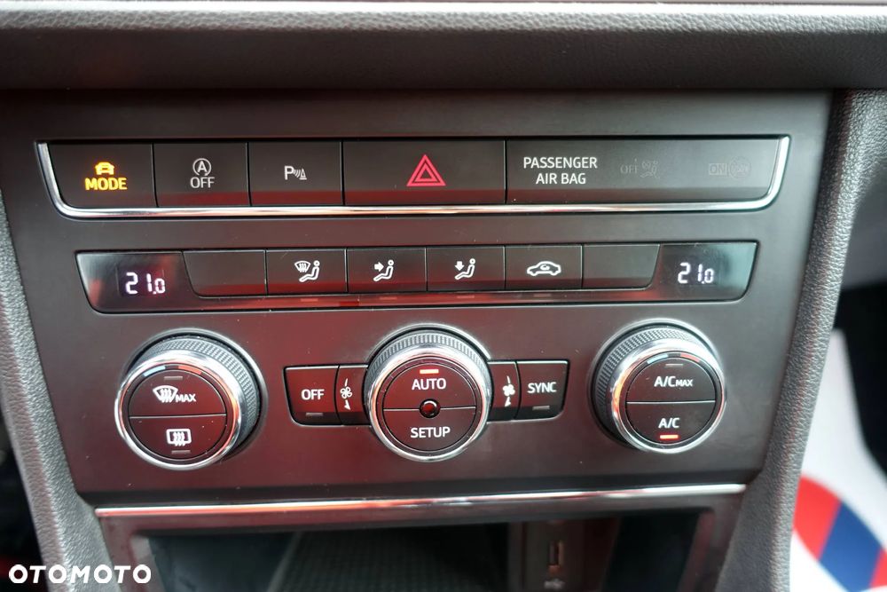 Seat Leon Sportstourer 2.0 TDI Start&Stop 4Drive DSG X-Perience - 24