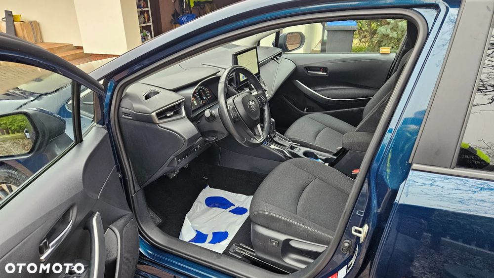 Toyota Corolla 1.8 Hybrid Style - 22