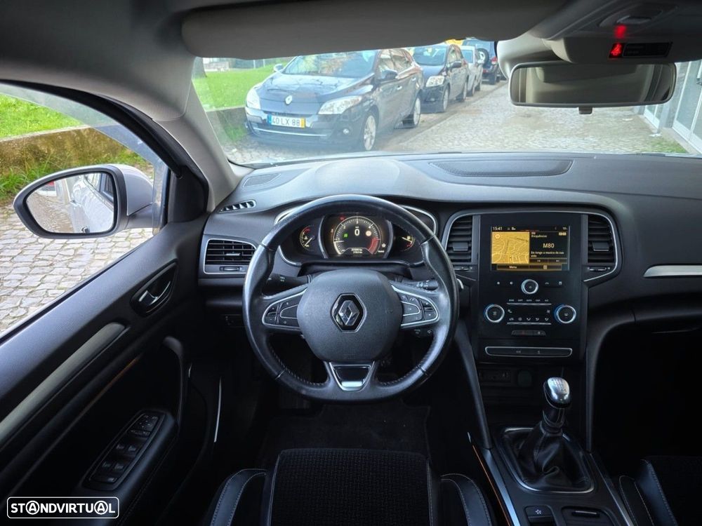Renault Mégane 1.5 dCi Intens - 19