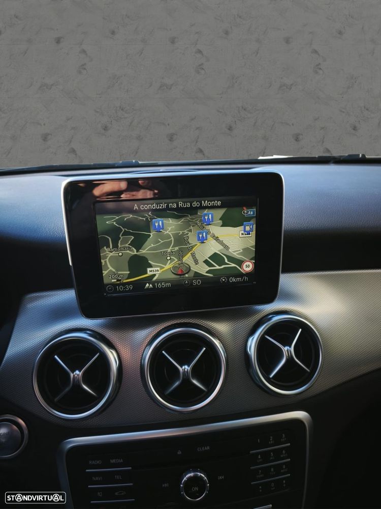 Mercedes-Benz GLA 180 CDI Urban - 9