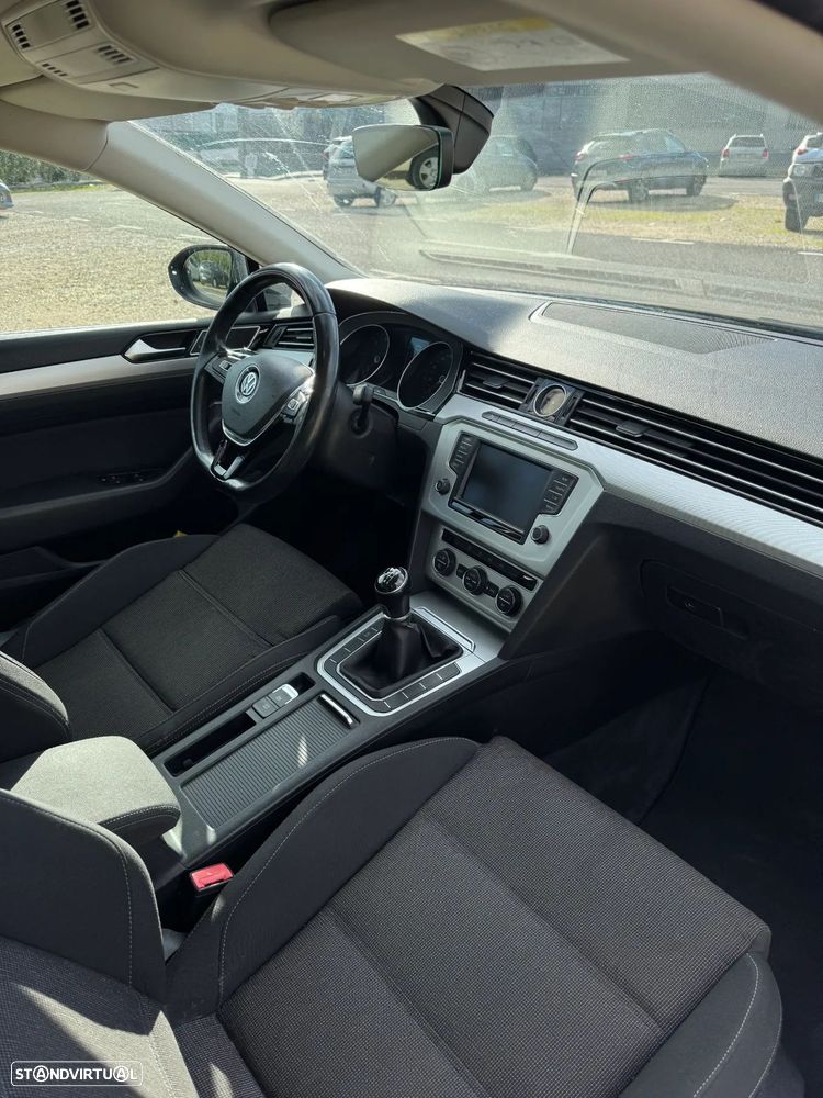 VW Passat Variant 1.6 TDI BlueMotion - 7