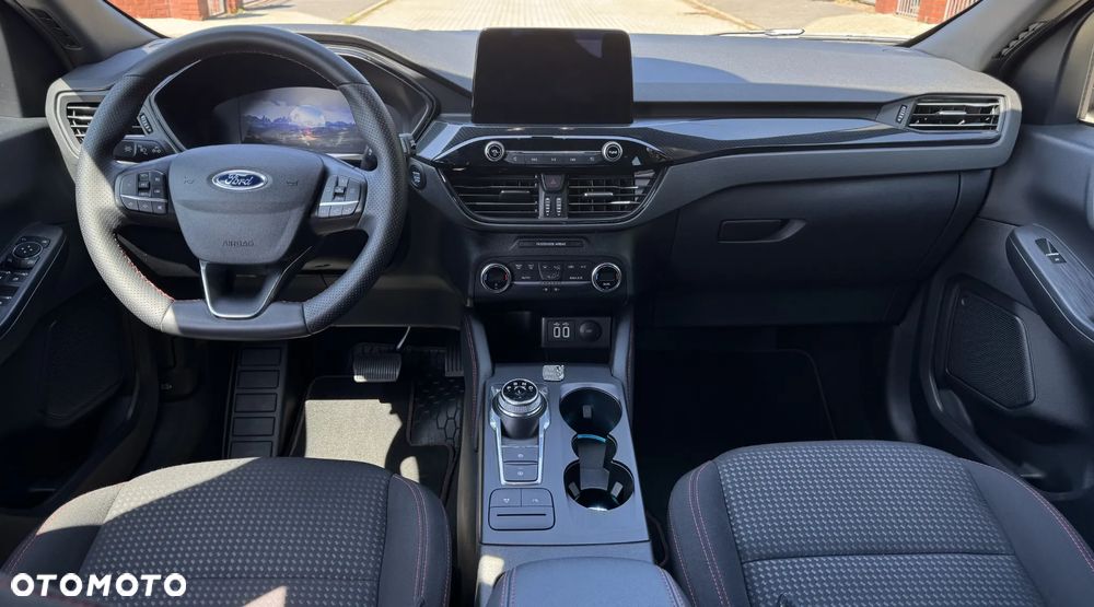 Ford Kuga 2.5 Duratec FHEV ST-LINE - 11