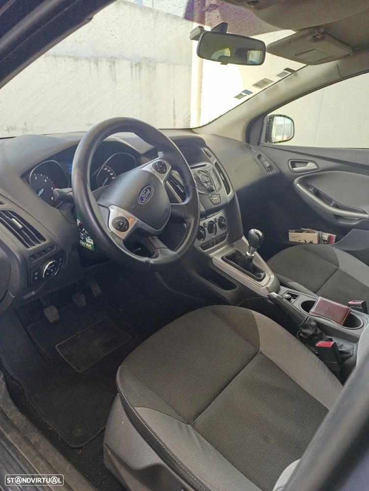 Ford Focus SW 1.6 TDCi Titanium - 8