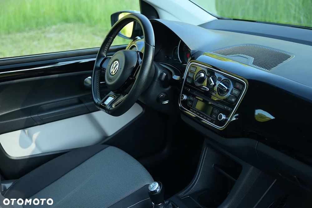 Volkswagen up! - 20