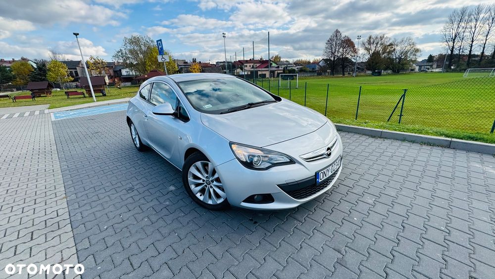 Opel Astra 2.0 CDTI ecoFLEX Start/Stop - 12