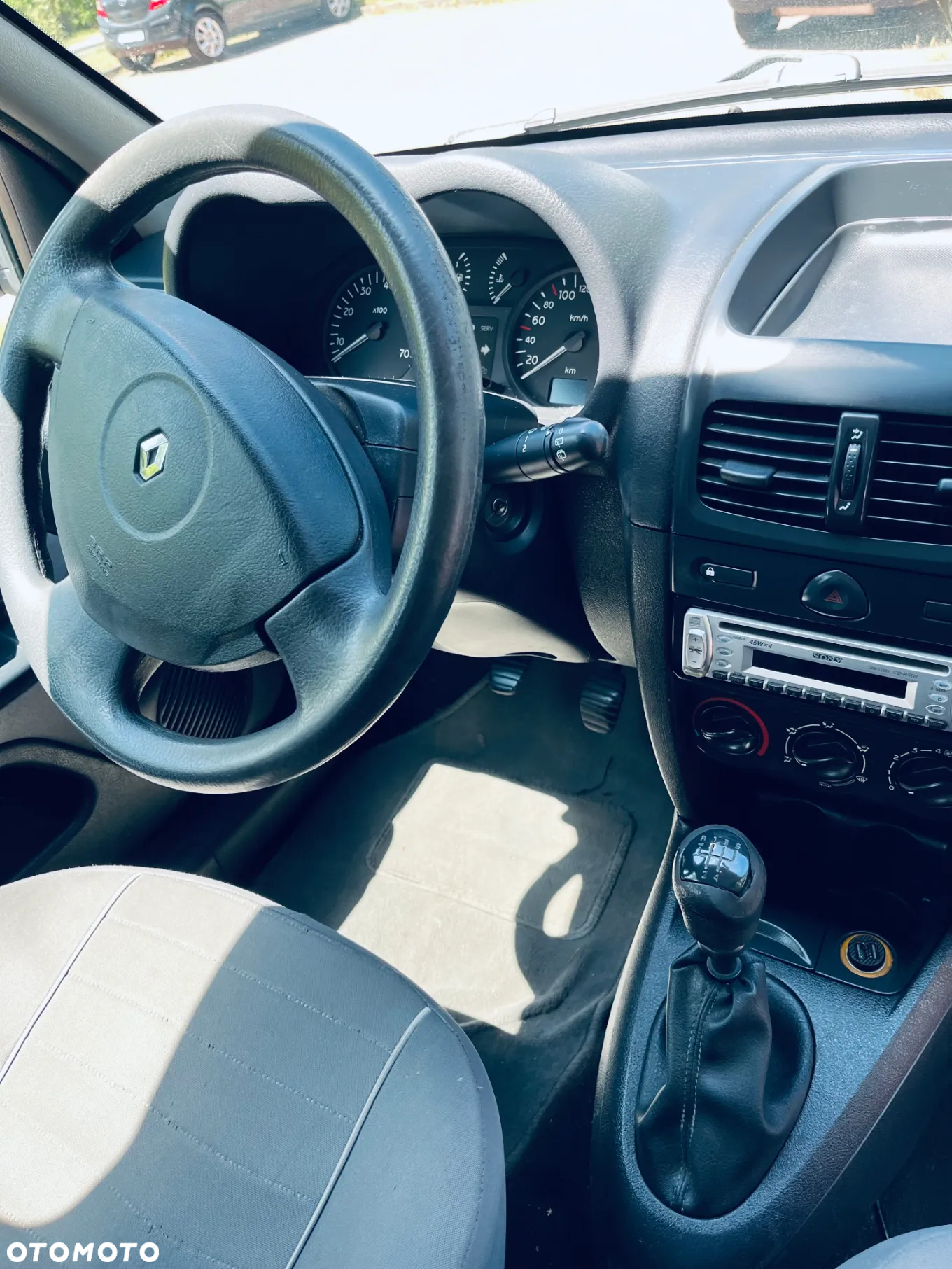 Renault Clio - 5