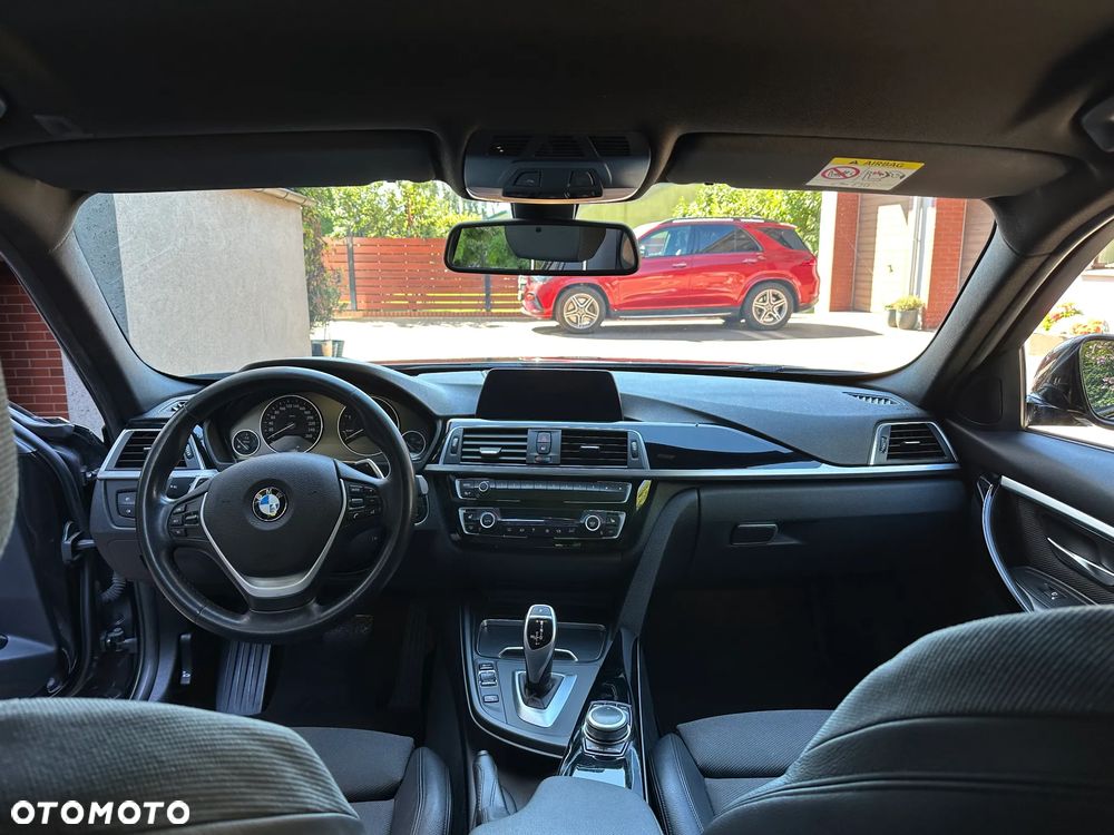 BMW Seria 3 320d xDrive Advantage sport - 9