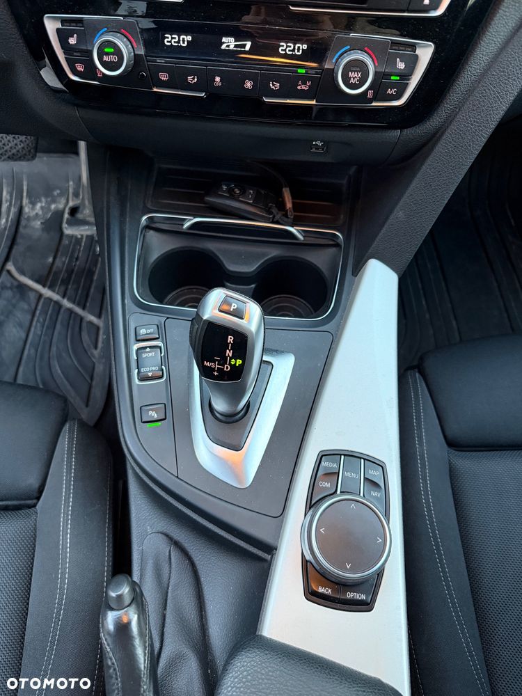 BMW Seria 3 320d Advantage - 11