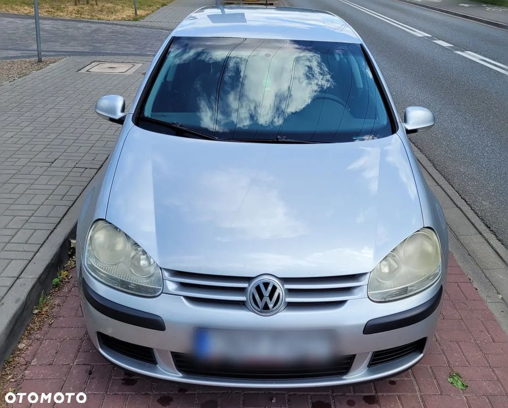 Volkswagen Golf - 2