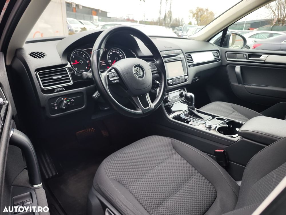 Volkswagen Touareg 3.0 V6 TDI BMT - 11