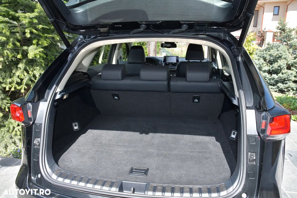 Lexus Seria NX 300h E-FOUR Business Edition - 17