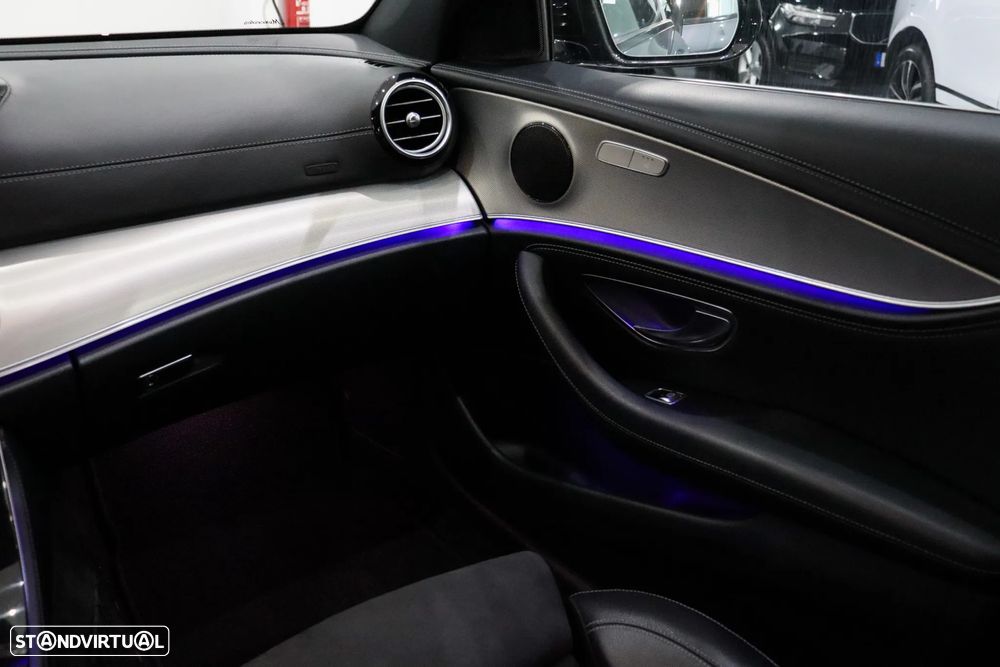 Mercedes-Benz E 220 d AMG - 32