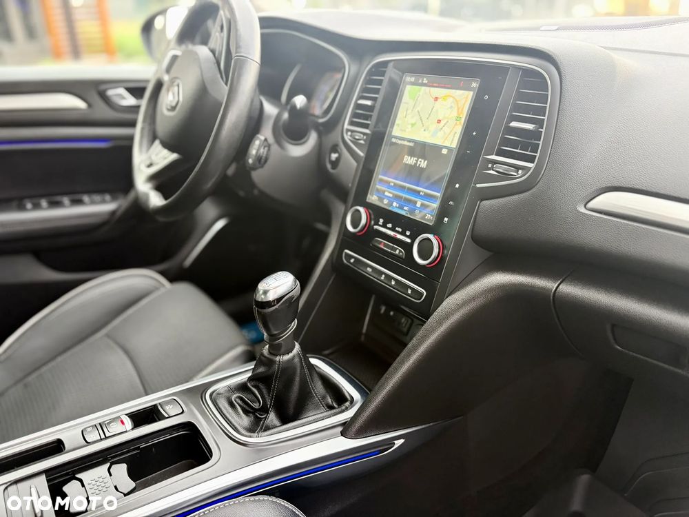 Renault Megane ENERGY TCe 130 BOSE EDITION - 8