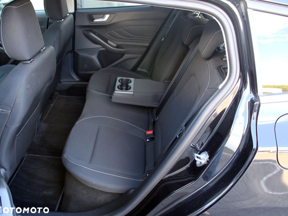 Ford Focus 1.5 EcoBlue Titanium X - 13