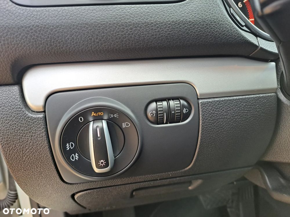 Volkswagen Golf VI 1.4 TSI Highline DSG - 15