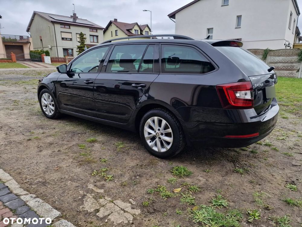 Skoda Octavia 2.0 TDI Style DSG - 2