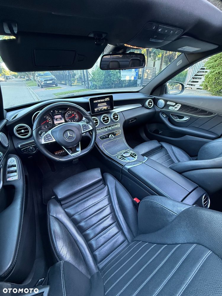 Mercedes-Benz Klasa C AMG 43 4-Matic - 11